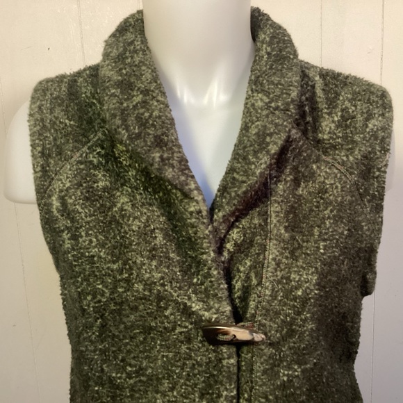 Woolrich vest with toggle buttons Womens medium - Picture 2 of 13